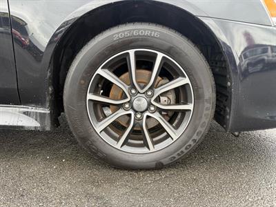 2017 Mitsubishi lancer - Thumbnail