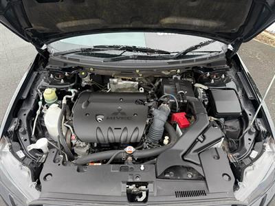 2017 Mitsubishi lancer - Thumbnail