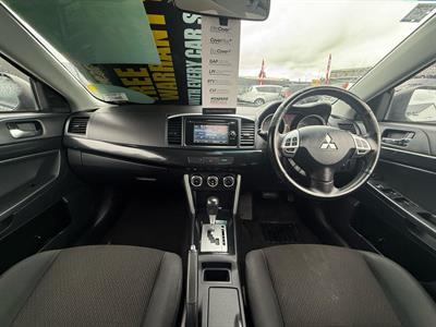 2017 Mitsubishi lancer - Thumbnail
