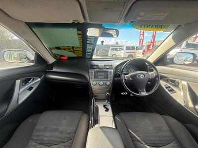 2009 Toyota Camry - Thumbnail