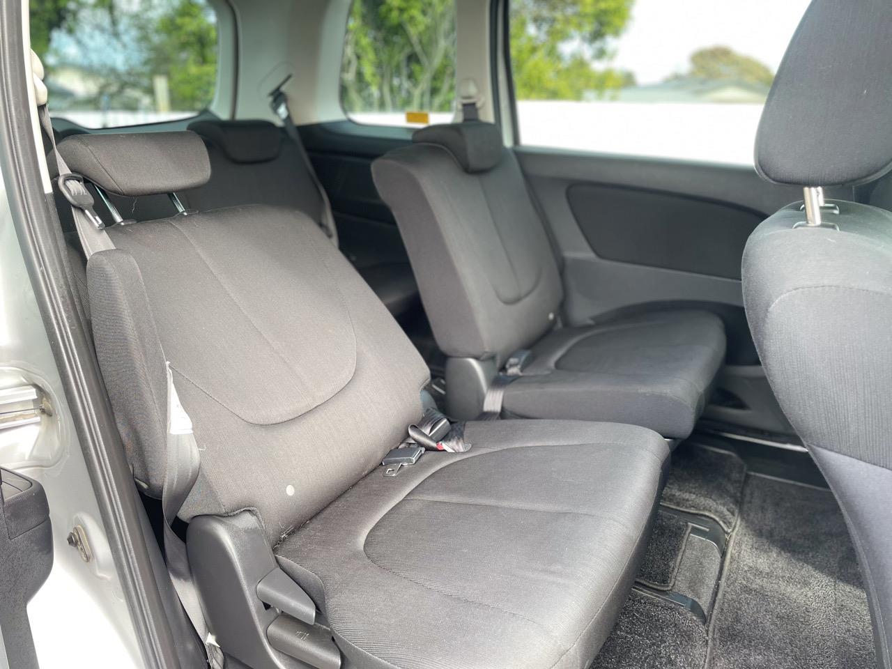 2012 Mazda BIANTE