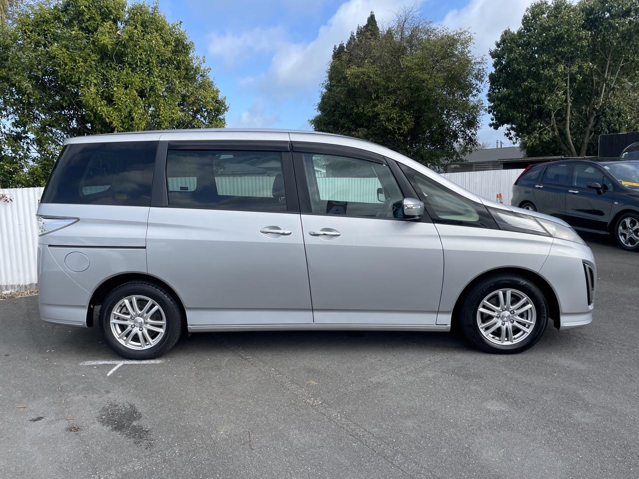 2012 Mazda BIANTE