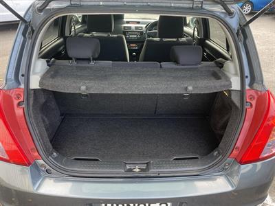 2009 Suzuki Swift - Thumbnail